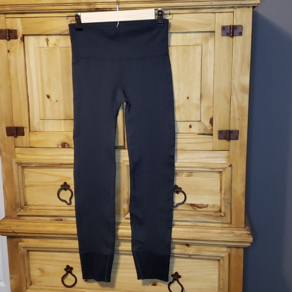 lululemon athletica Pants - 💜RARE Lululemon Swiftly Tech Wool Tights